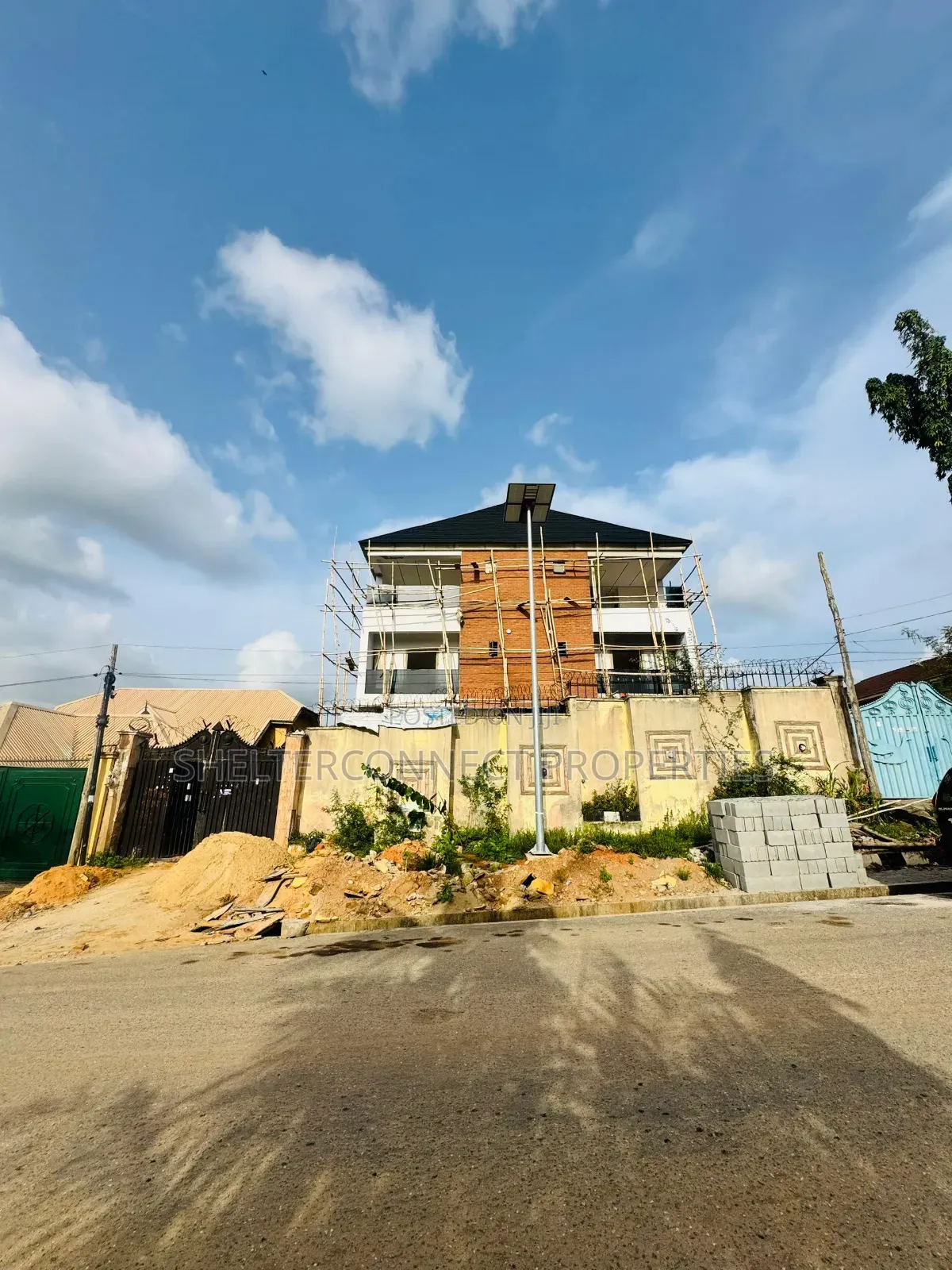4bdrm Duplex in GRA Phase 1 for sale in GRA Phase 1