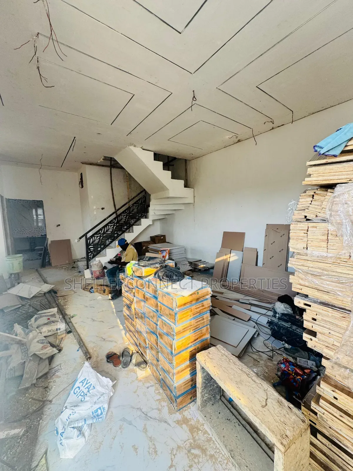 4bdrm Duplex in GRA Phase 1 for sale in GRA Phase 1