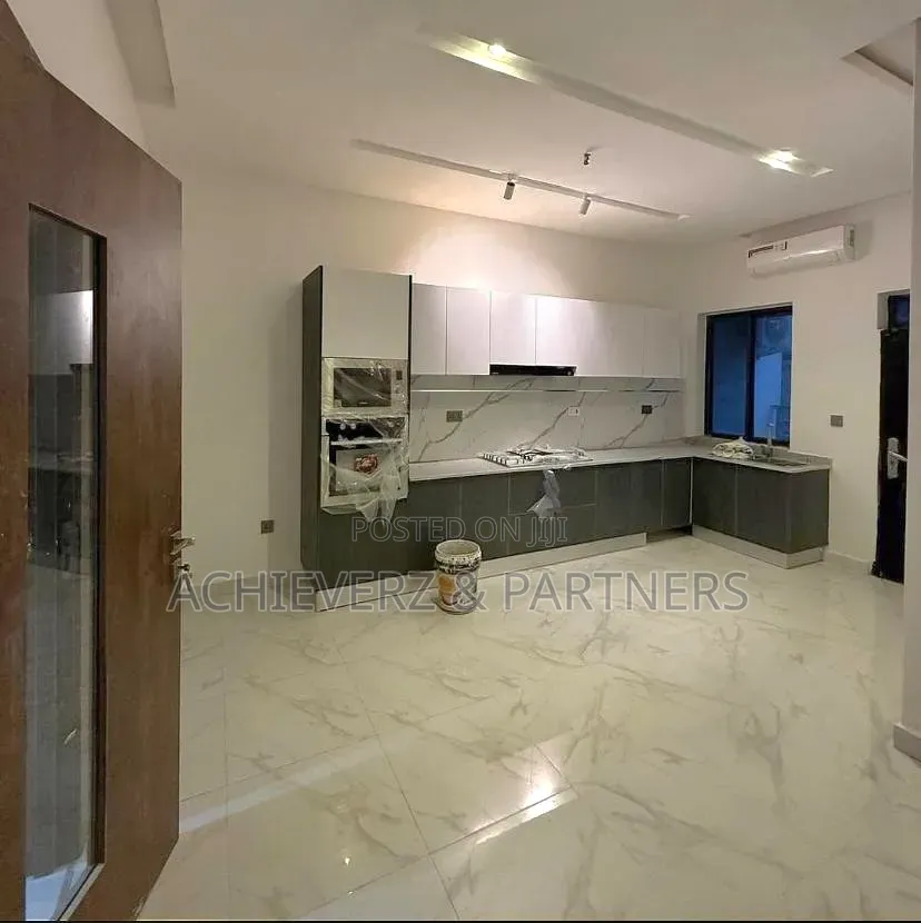 3bdrm Apartment in Guzape District for sale in Guzape District