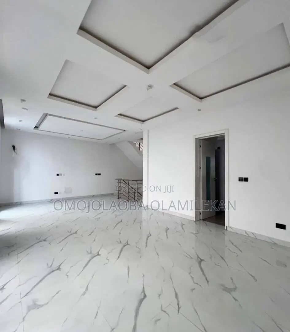 4bdrm Duplex in Victoria Island Extension for rent in Victoria Island Extension