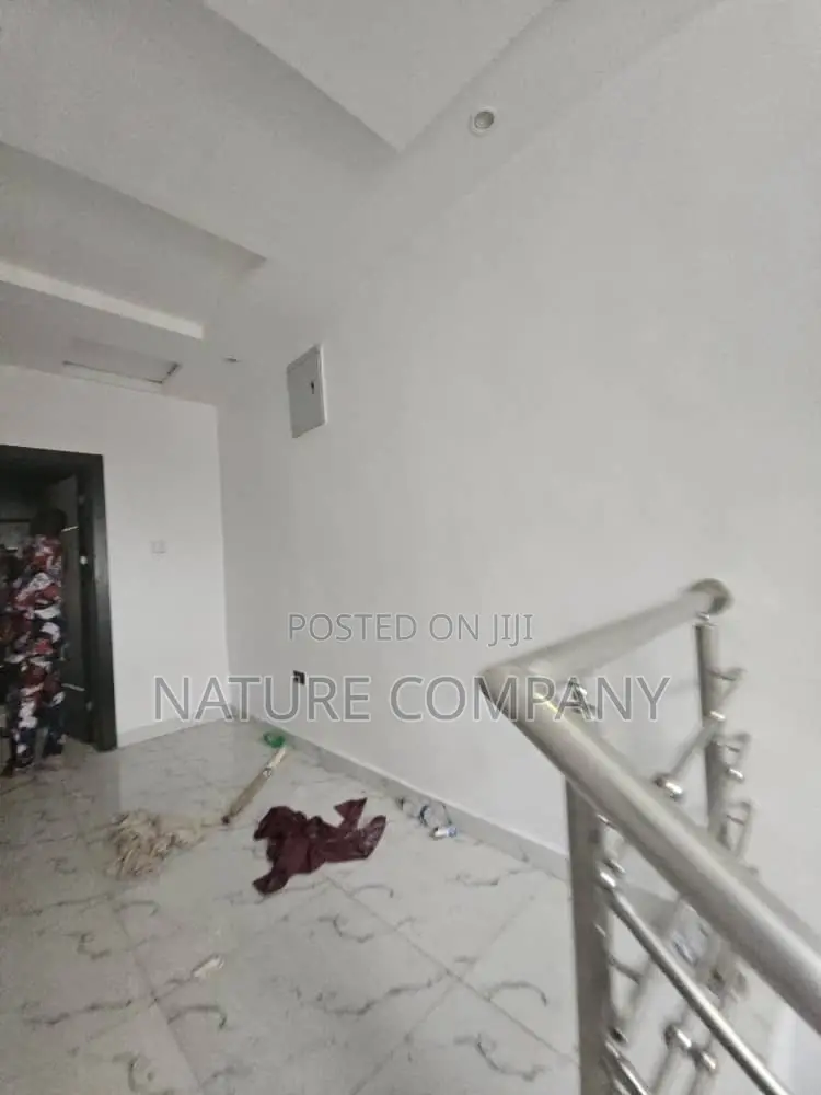2bdrm Duplex in Omole Phase 2 for rent in Omole Phase 2