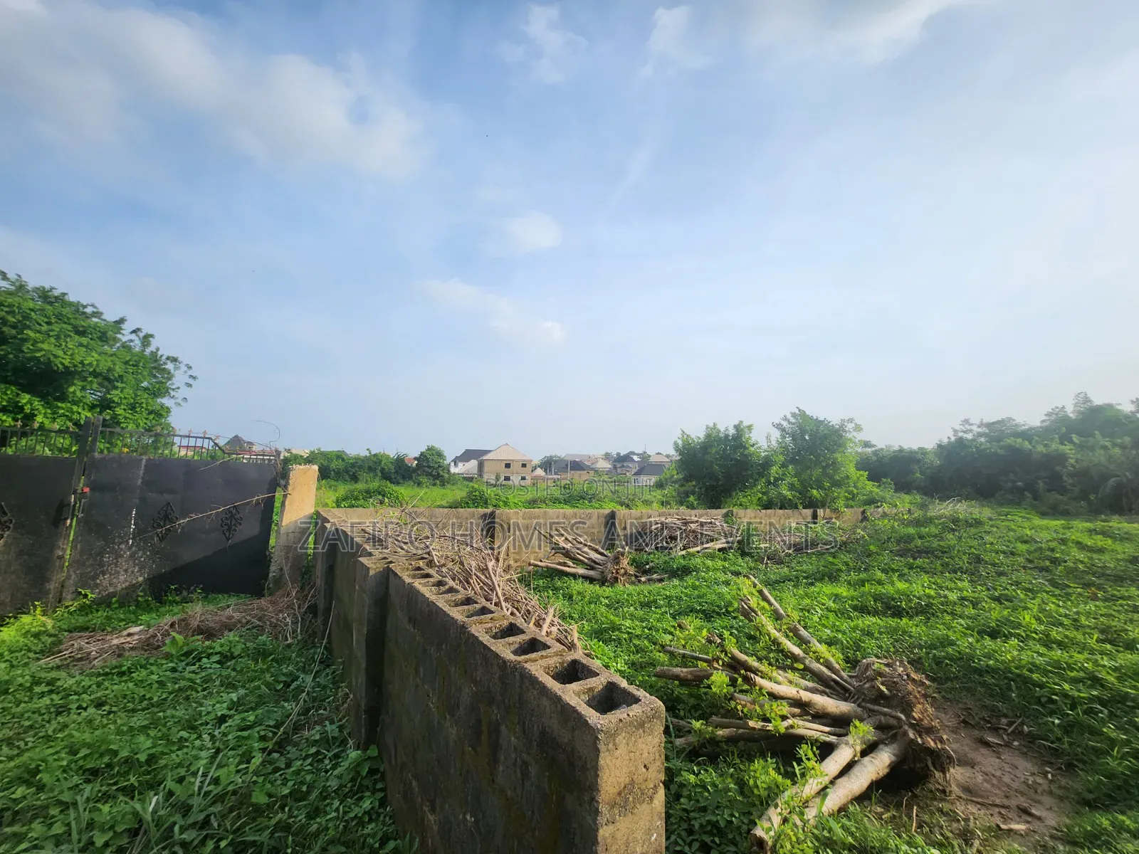10 Plots of Land at Golden Estate Kasumu Off Akala Express in Ibadan