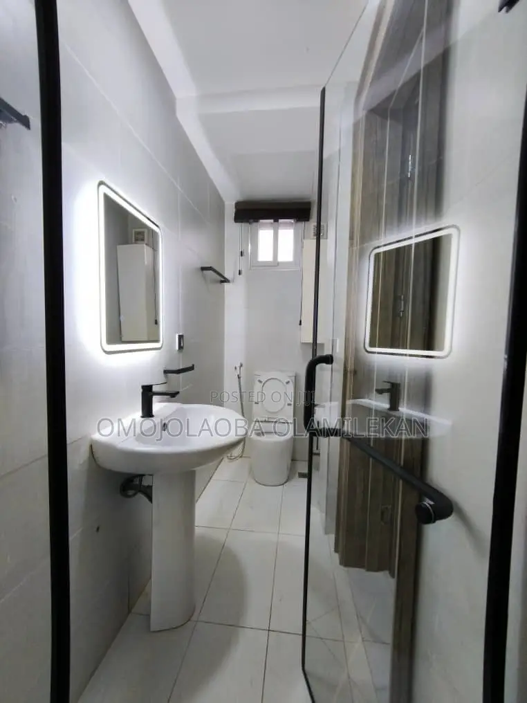 Furnished 4bdrm Duplex in Lekki Phase 1 for rent in Lekki Phase 1