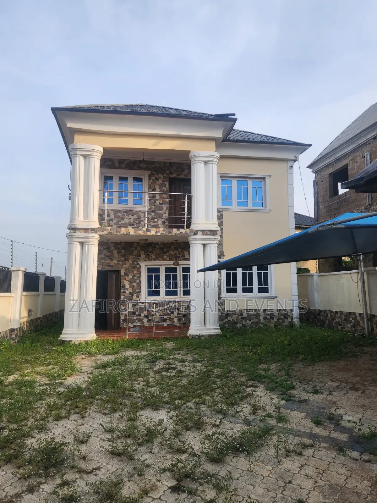 5bdrm Duplex in Kasunmu Road Akala for sale in Ibadan