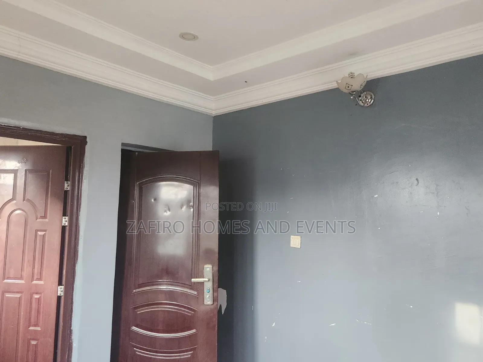 5bdrm Duplex in Kasunmu Road Akala for sale in Ibadan