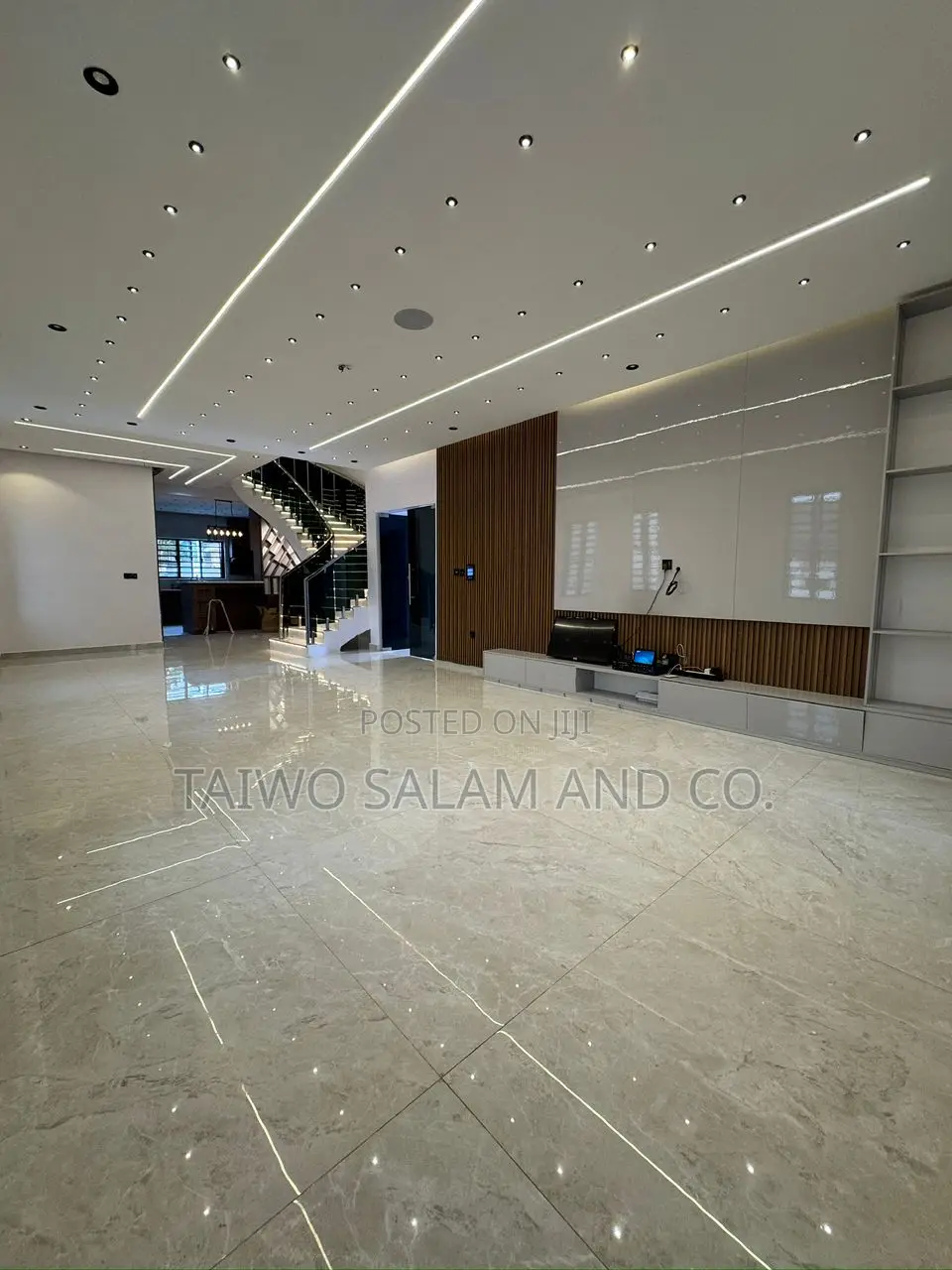 4bdrm Duplex in Agodi for sale in Agodi