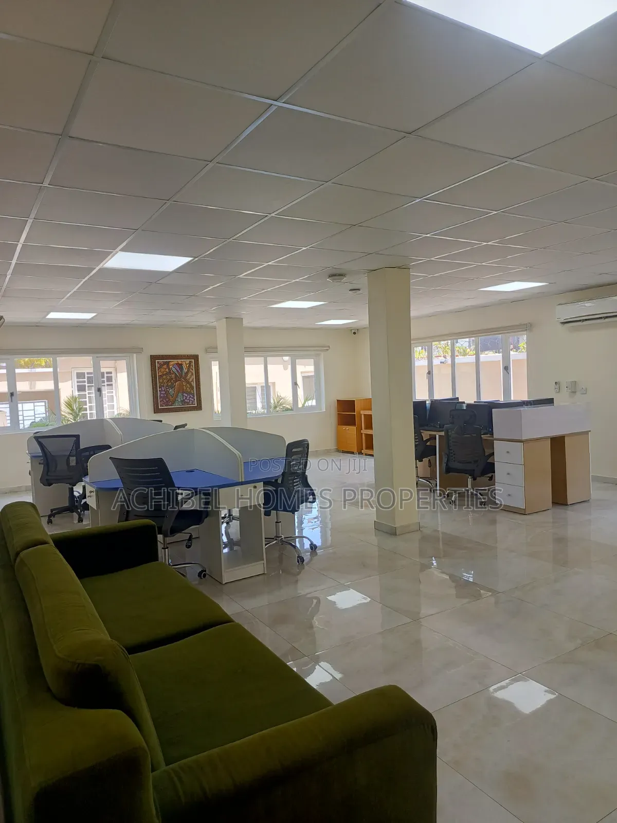 66 Square Meter Furnished and Serviced Office Space in Lekki Phase 1 in Lekki Phase 1