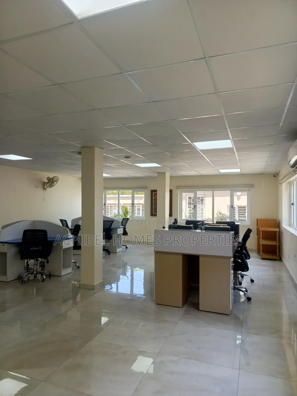 66 Square Meter Furnished and Serviced Office Space in Lekki Phase 1 in Lekki Phase 1