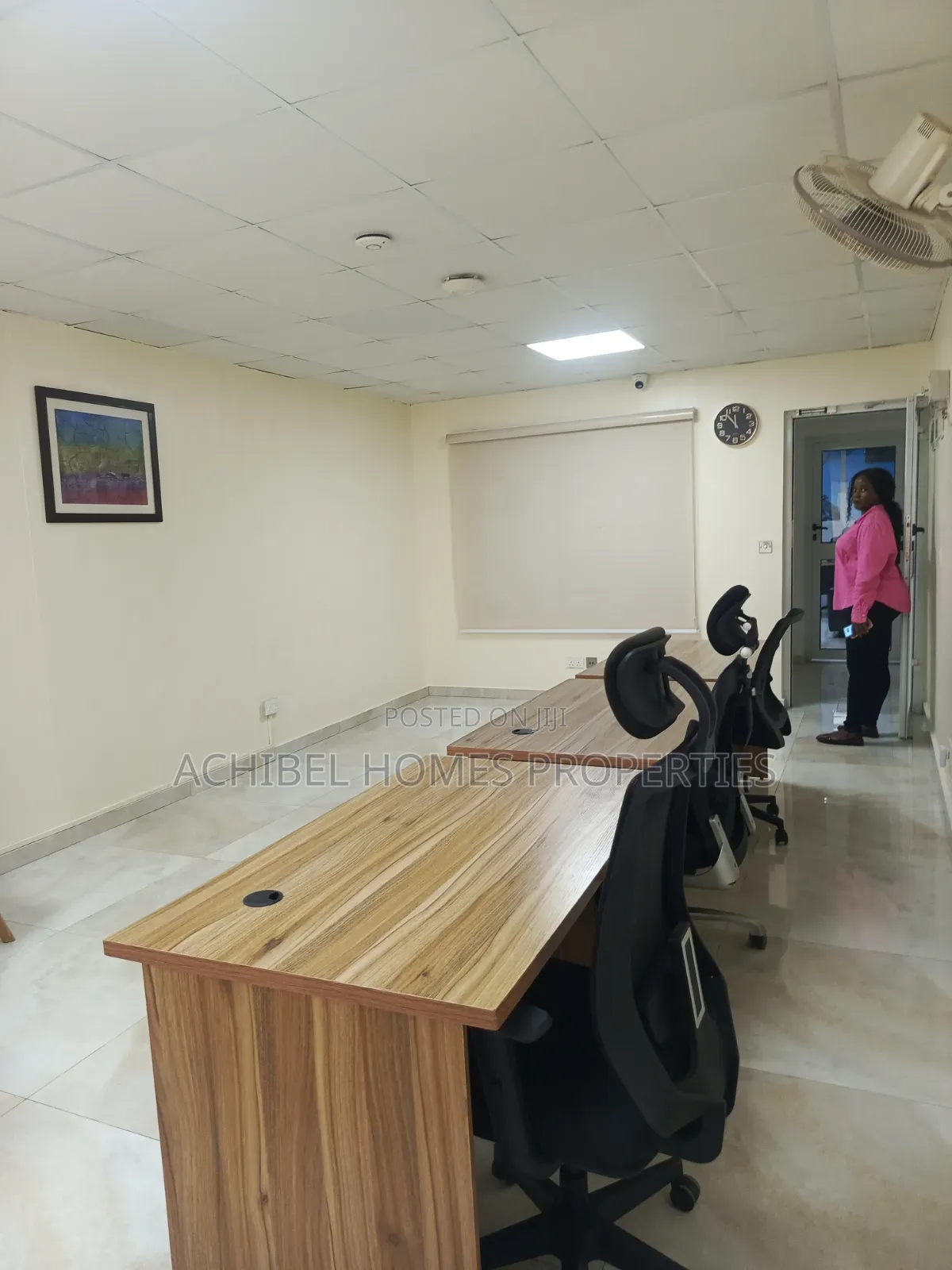 25 Square Meter Furnished and Serviced Office Space in Lekki in Lekki Phase 1