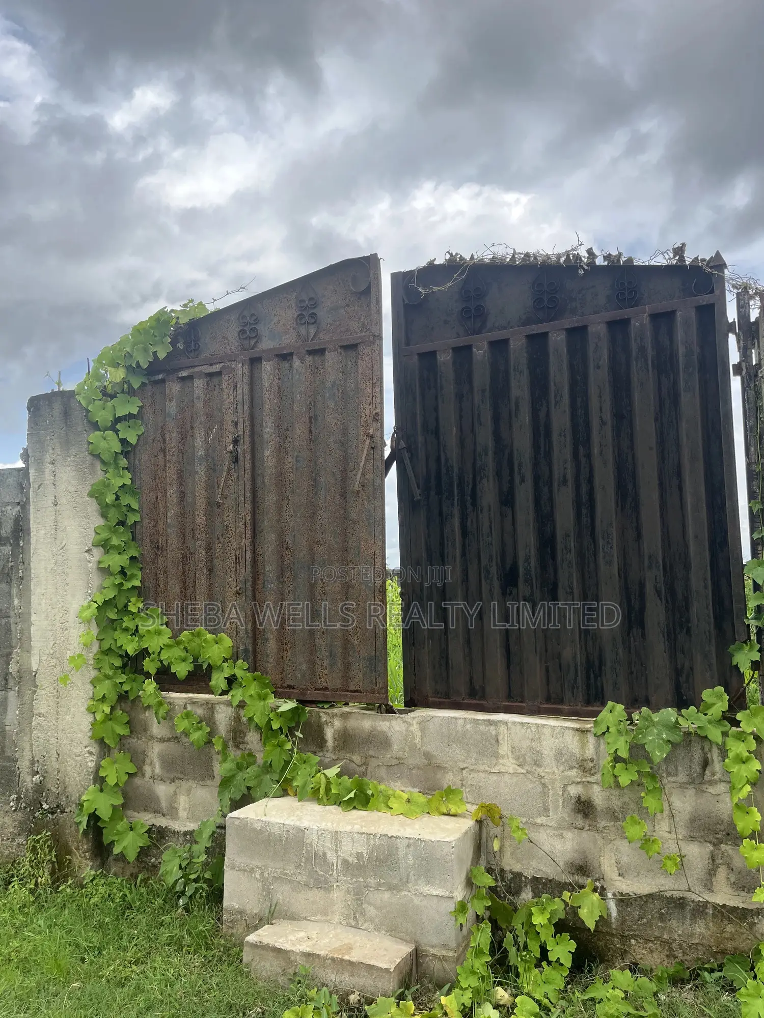 Fenced/Gated 1250 SQM Land for Sale at Unilag Extension, Magodo Isheri in GRA Phase 1