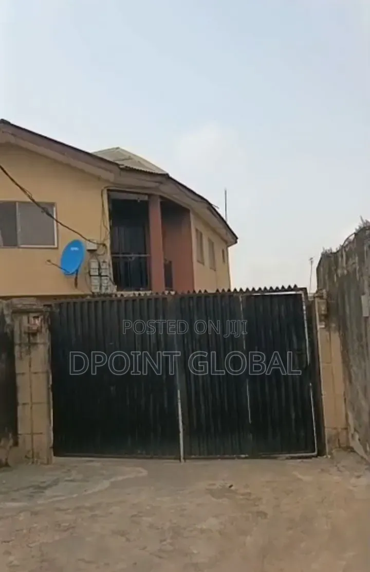 12bdrm Block of Flats in Not Estate, Cement for sale in Cement