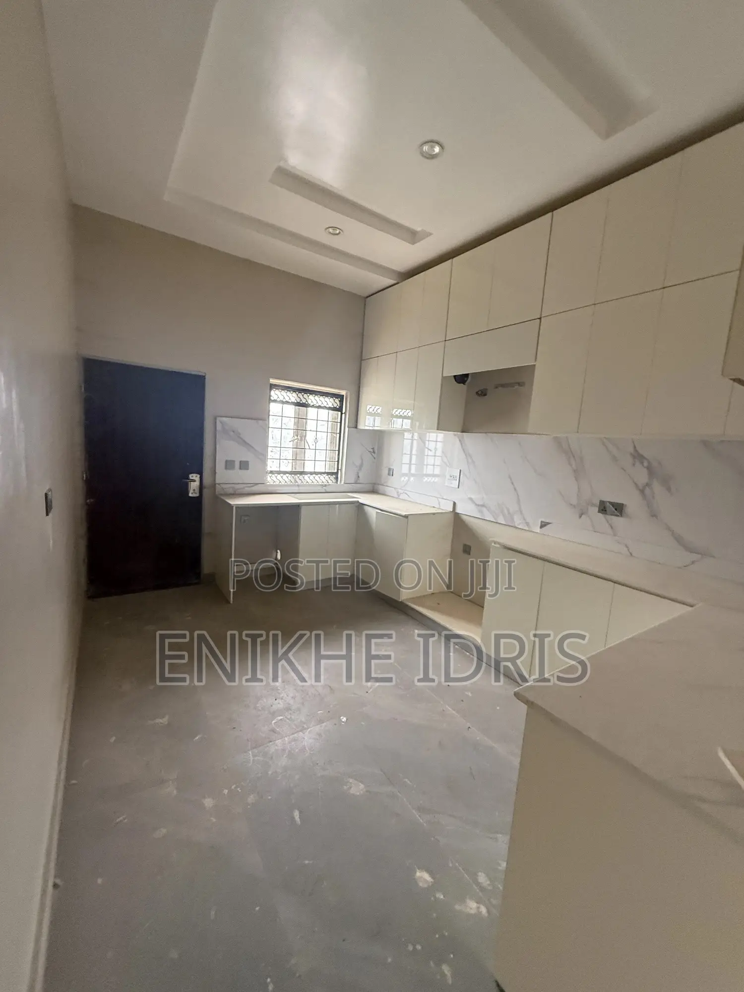 4bdrm Townhouse/Terrace in Guzape Main for sale in Guzape District