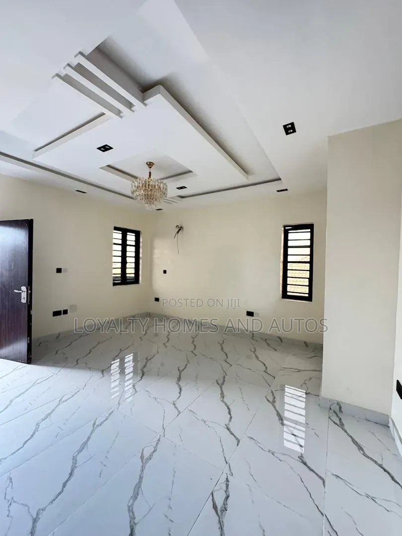 Commercial Property for Sale in Garki 2