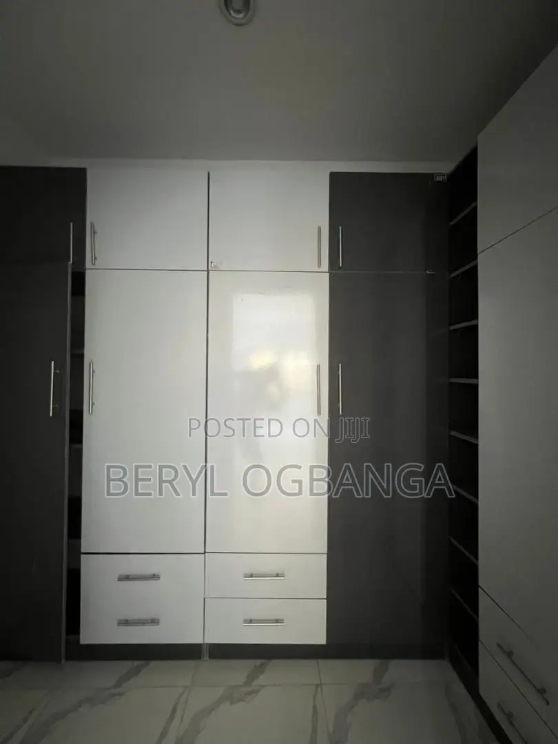 2bdrm Apartment in Abraham Adesanya Estate for rent in Abraham Adesanya Estate