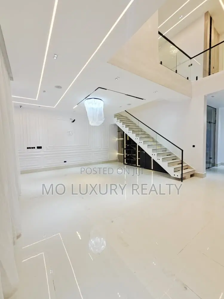 5bdrm Duplex in VGC / Ajah for sale in VGC / Ajah