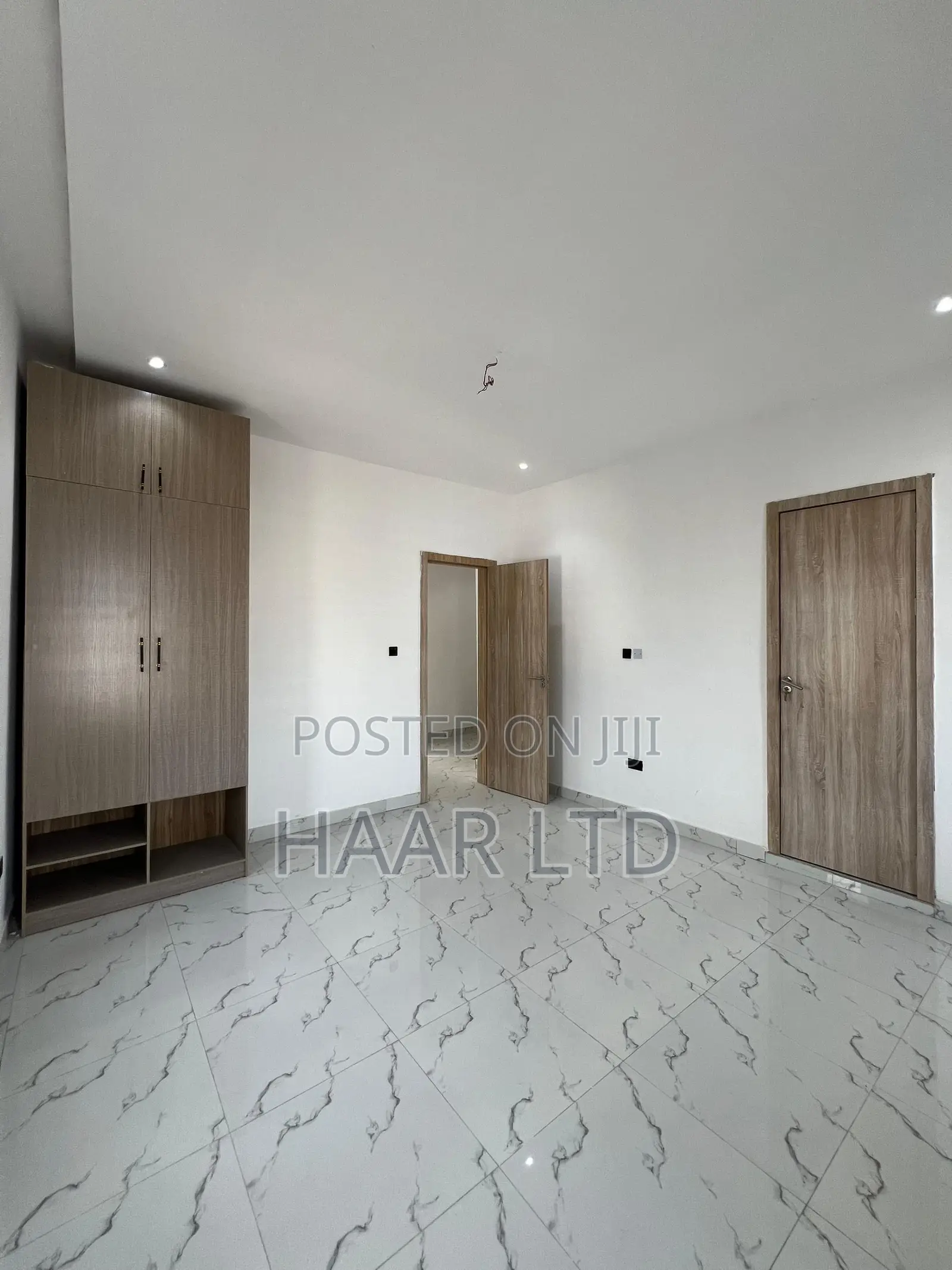 4bdrm Duplex in Lekki Phase 2 for sale in Lekki Phase 2