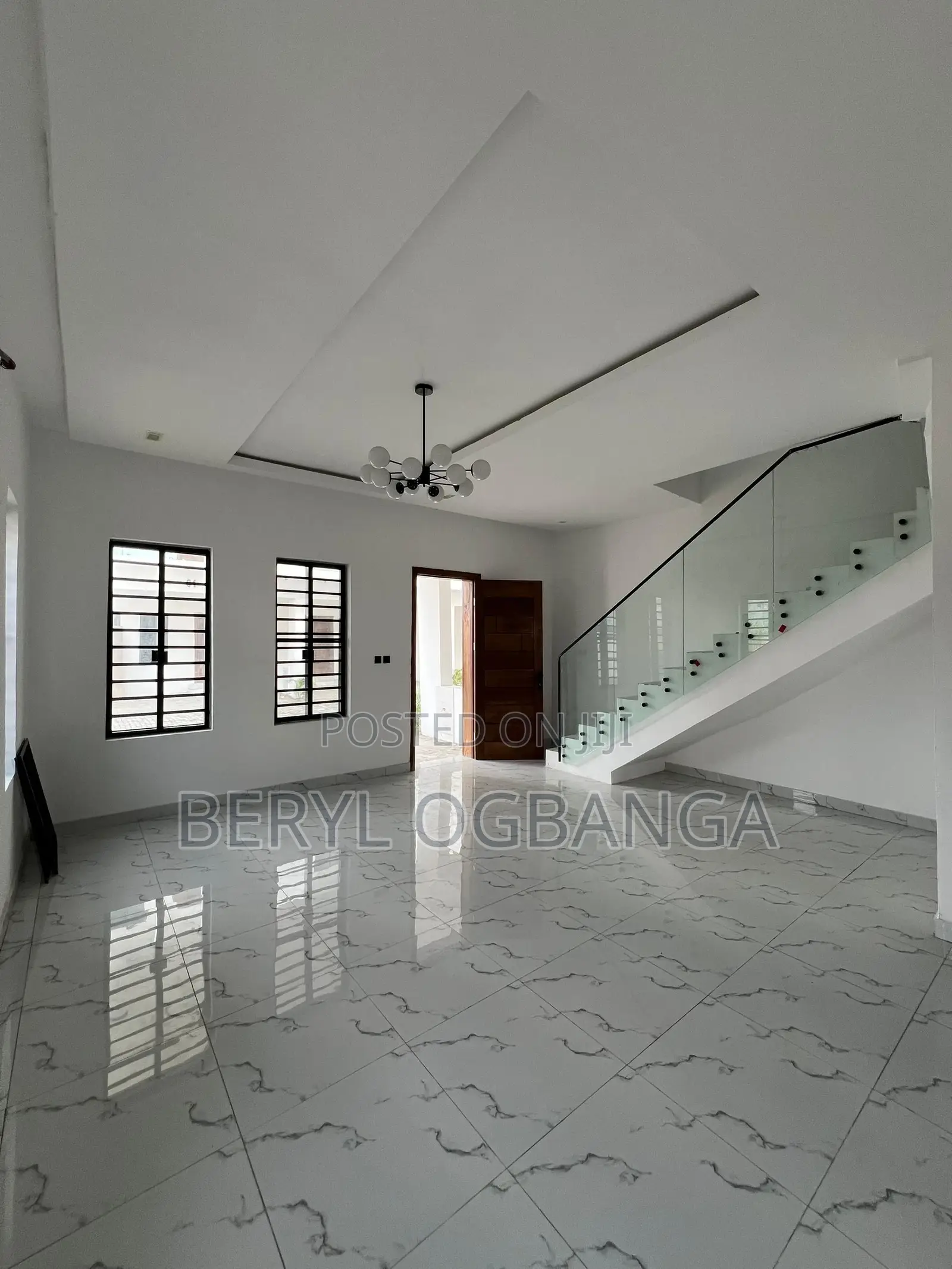 4bdrm Duplex in Lekki Phase 2 for sale in Lekki Phase 2