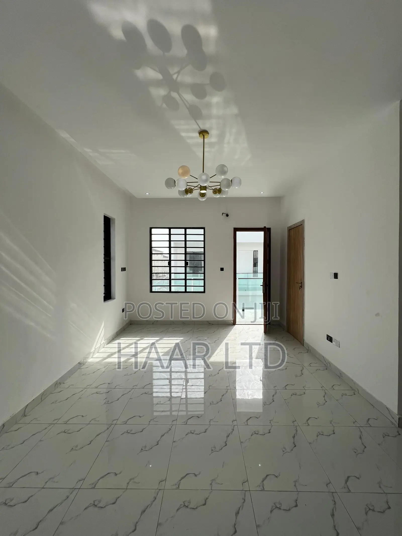4bdrm Duplex in Lekki Phase 2 for sale in Lekki Phase 2