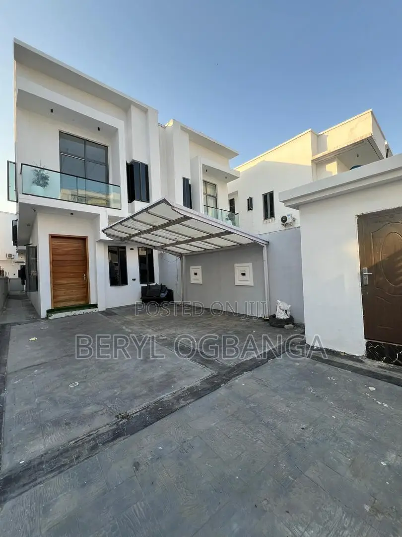 4bdrm Duplex in Lekki Phase 2 for rent in Lekki Phase 2