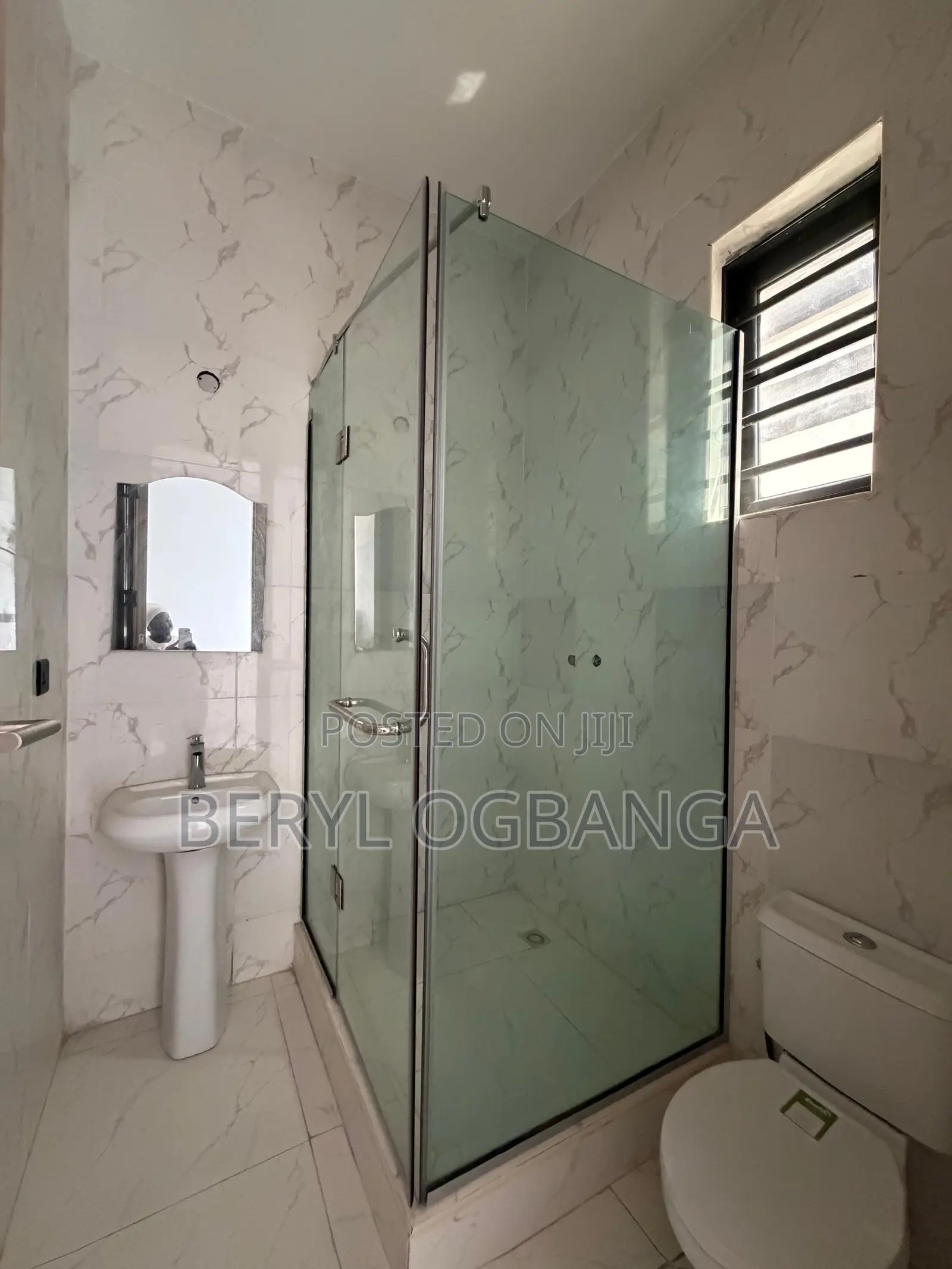 4bdrm Duplex in Lekki Phase 2 for rent in Lekki Phase 2