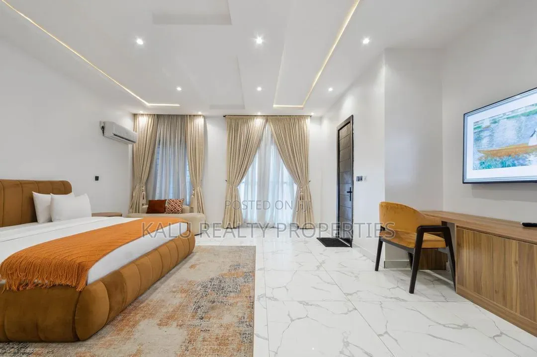 Furnished 3bdrm Apartment in Ikoyi for rent in Ikoyi S.W