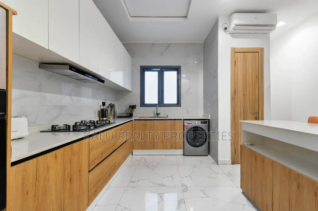 Furnished 3bdrm Apartment in Ikoyi for rent in Ikoyi S.W