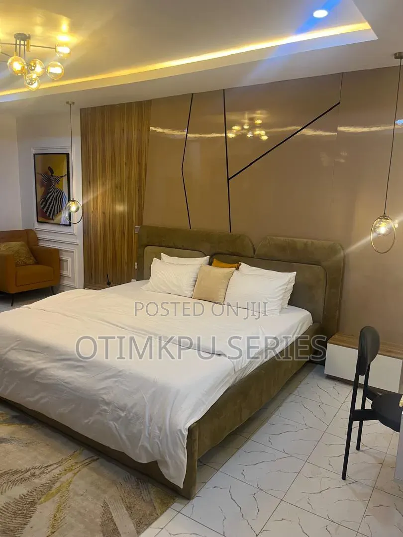 Tastefully Furnished 2 Bedroom Short-Let Apartment in Toyin Street