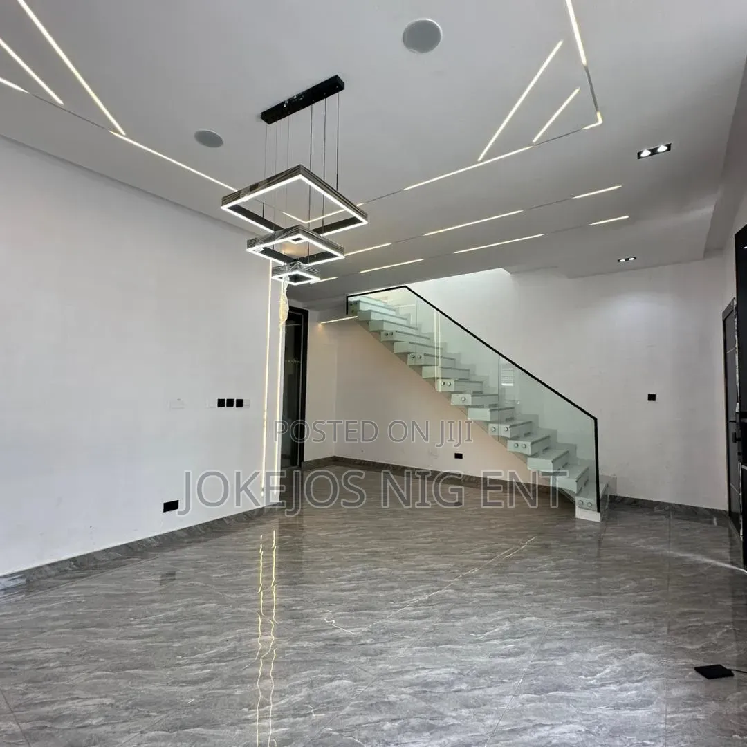 4bdrm Duplex in Ikota Gra Lekki for sale in Ikota