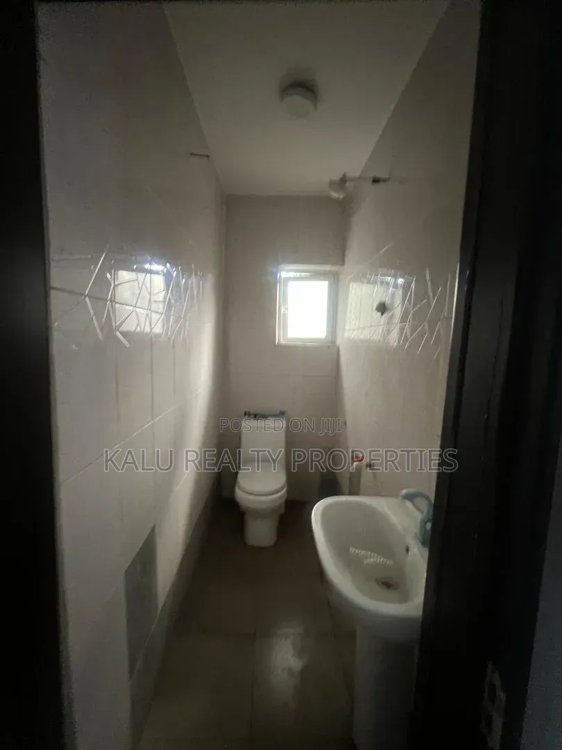 Studio Apartment in Osapa London for rent in Osapa london