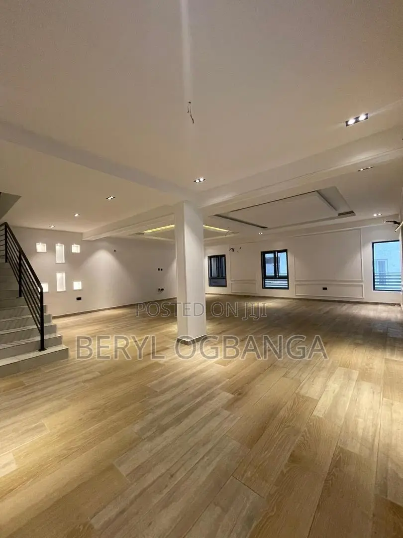 4bdrm Duplex in Ikate for sale in Ikate