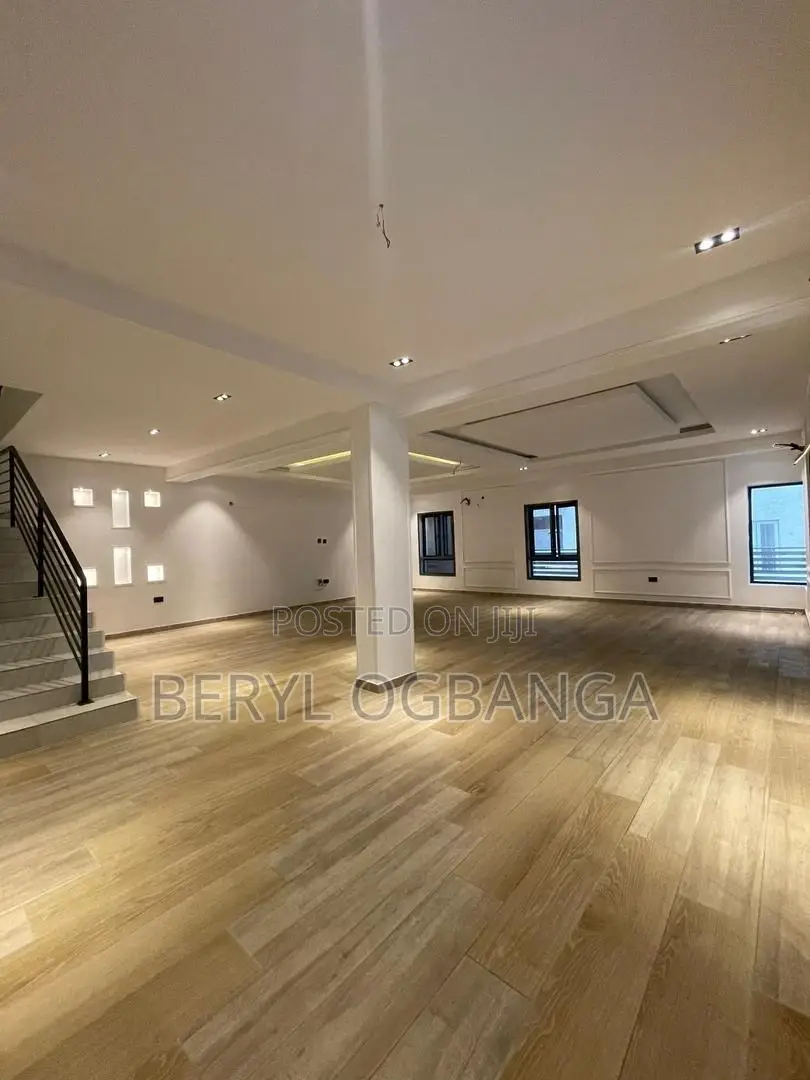 4bdrm Duplex in Ikate for sale in Ikate