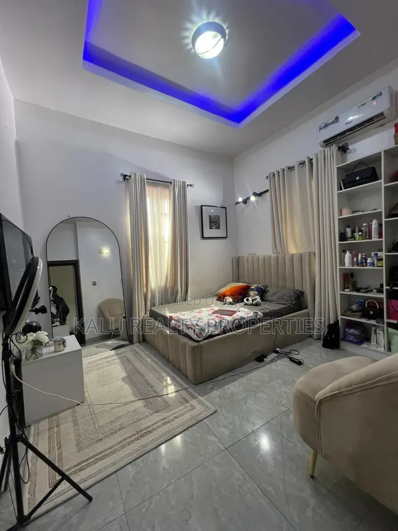 Mini Flat in Igbo Efon, Idado for rent in Idado