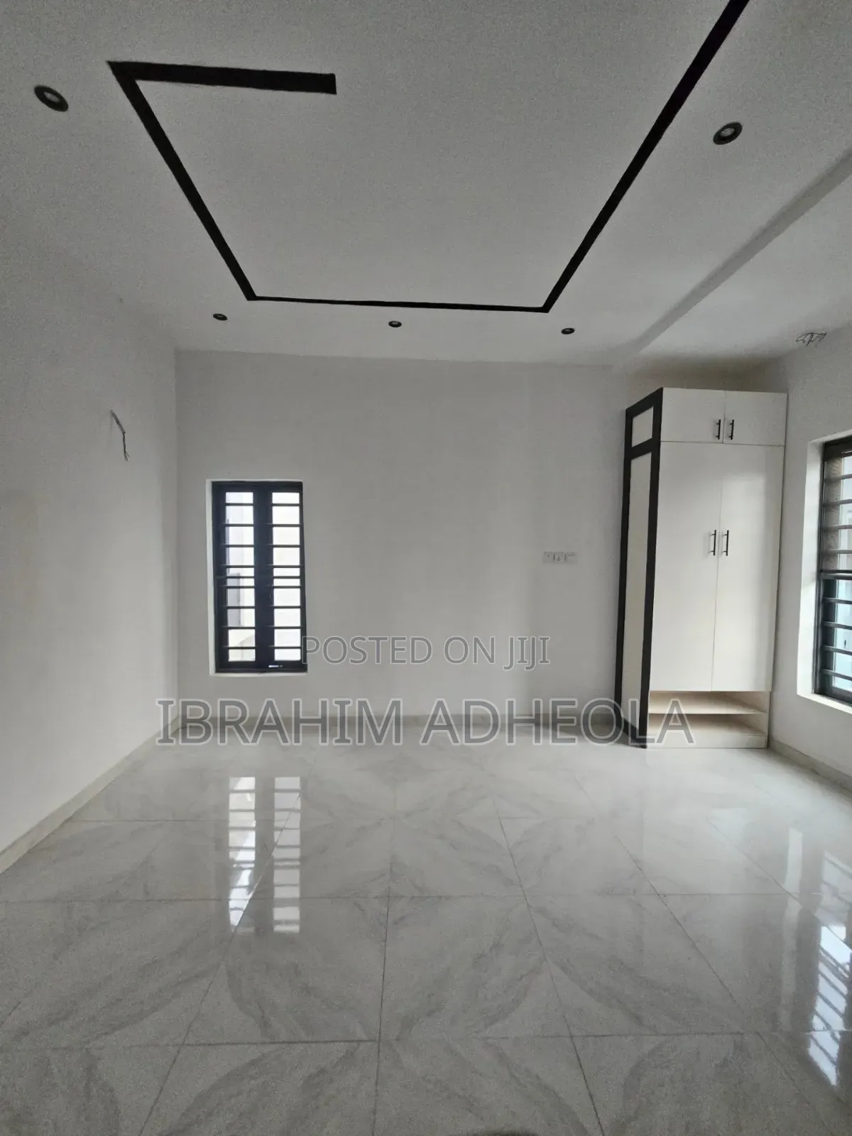 4bdrm Duplex in Maryland, Mende for sale in Mende