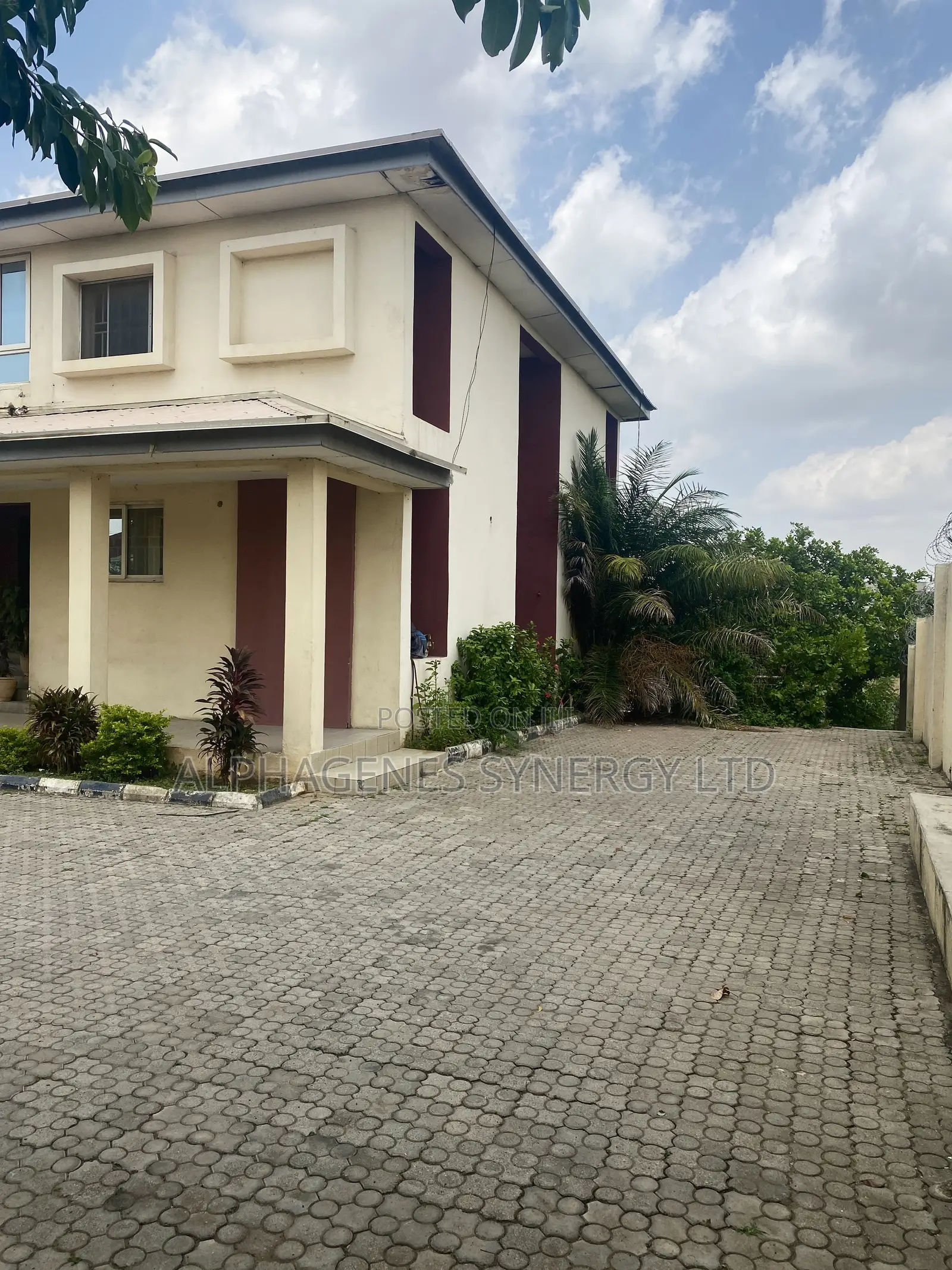 5bdrm Duplex in Asokoro for sale in Asokoro