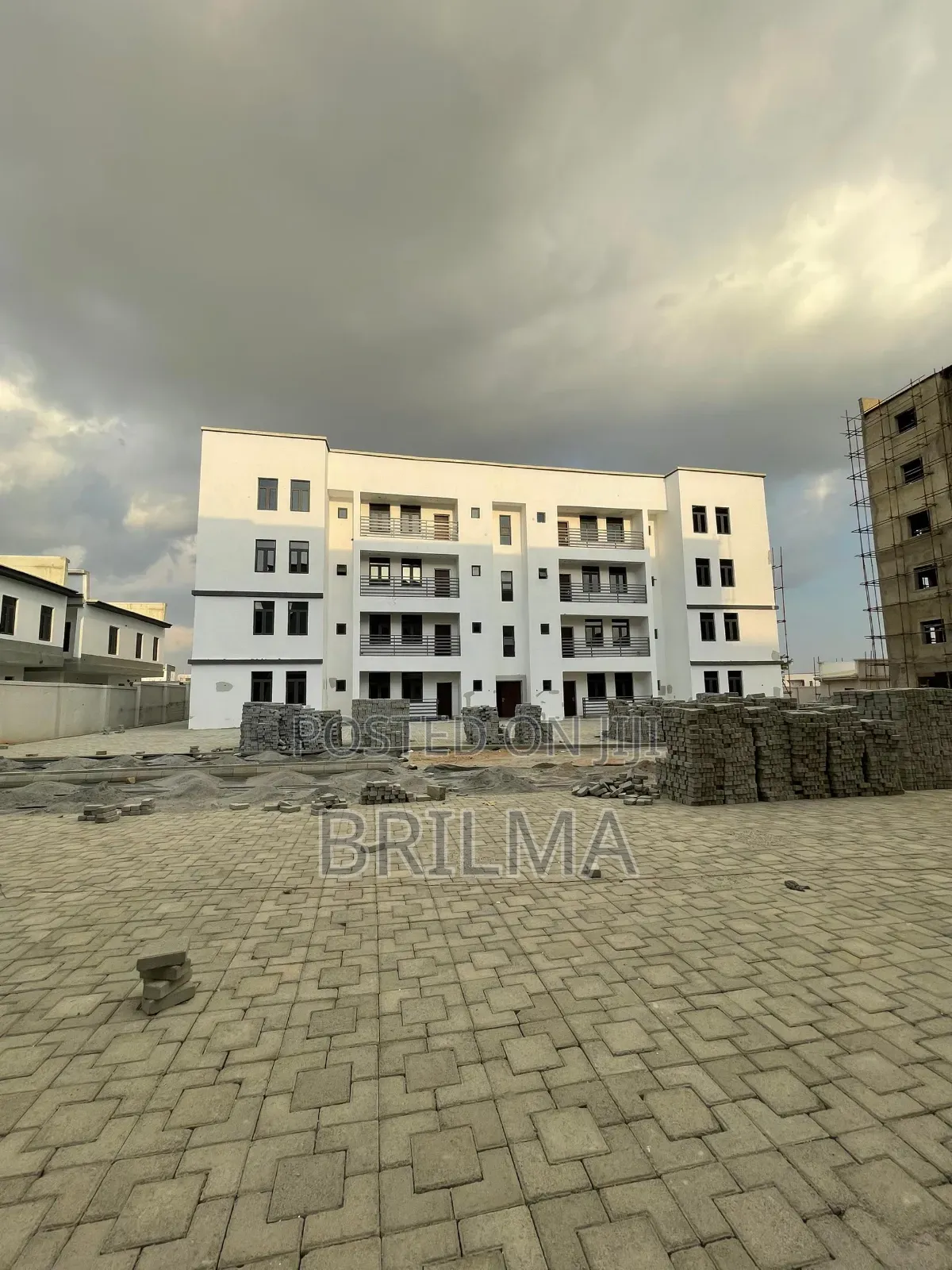 3bdrm Duplex in Mabushi for sale in Mabushi