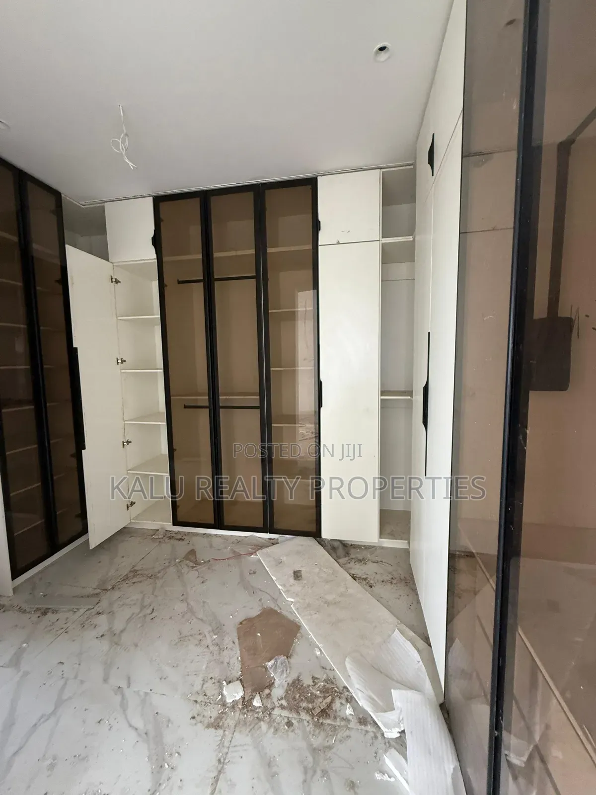 5bdrm Duplex in Ikate for rent in Ikate