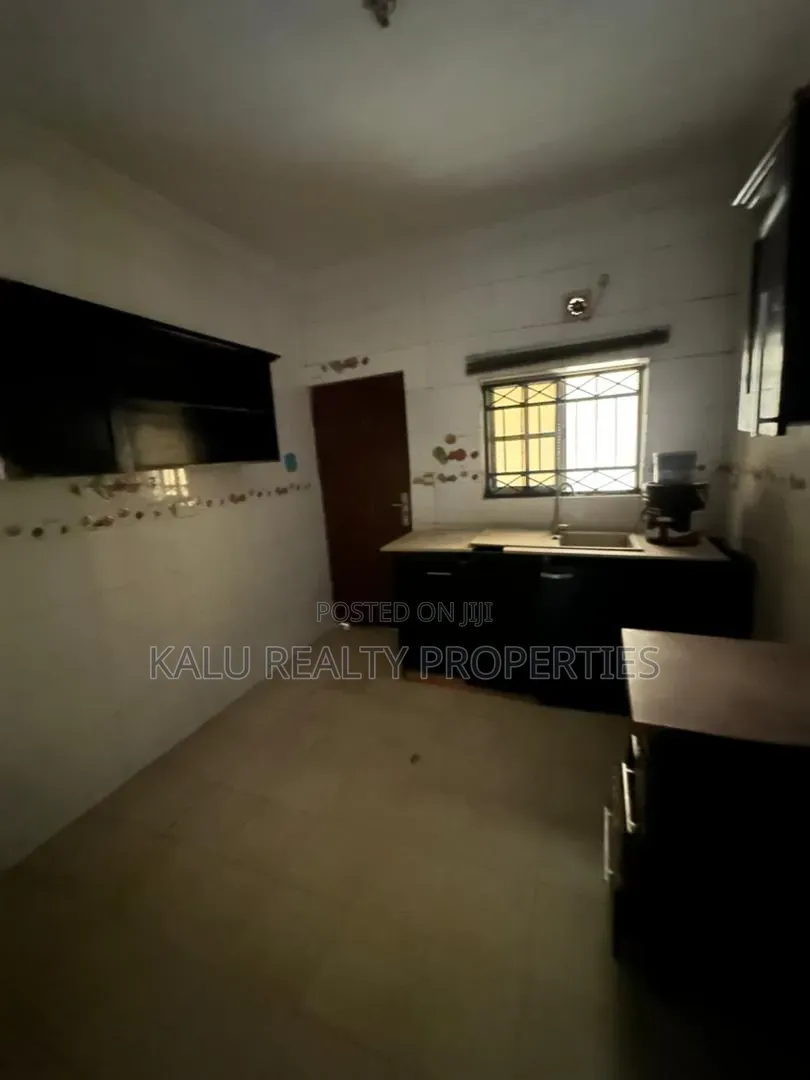 3bdrm Shared Apartment in Ajiran Estate, for rent in Agungi