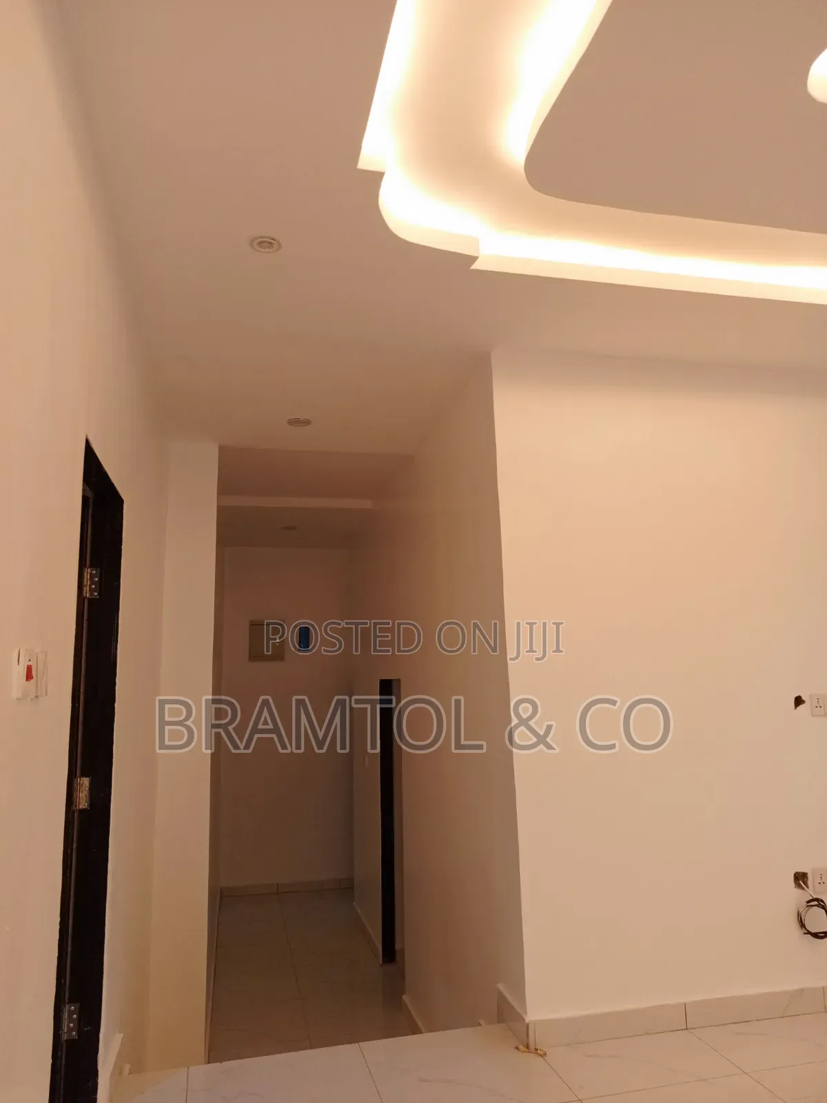 2bdrm Bungalow in Dakwo District for rent in Dakwo District