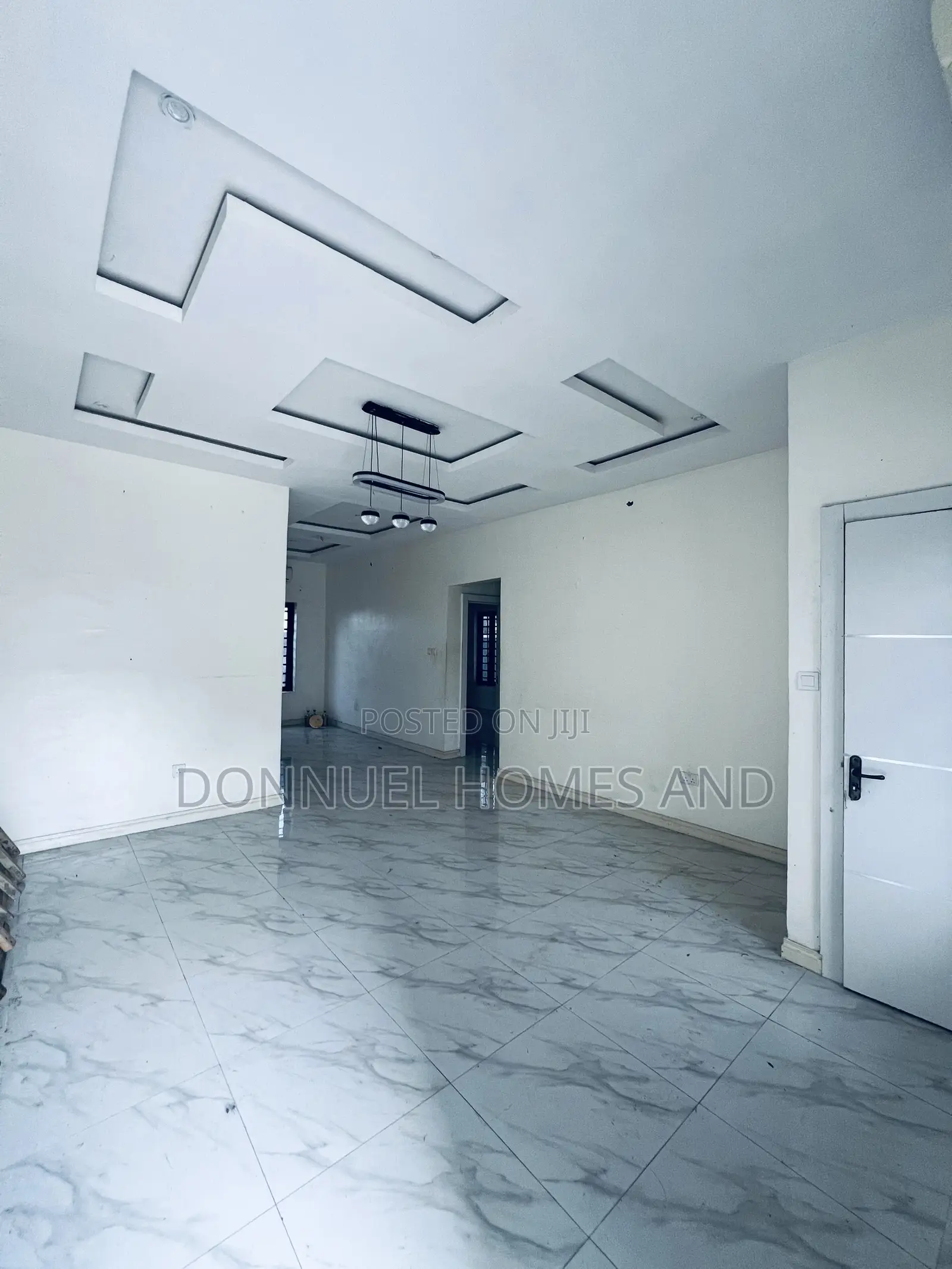 2bdrm Apartment in Lekki Expressway for rent in Lekki Expressway