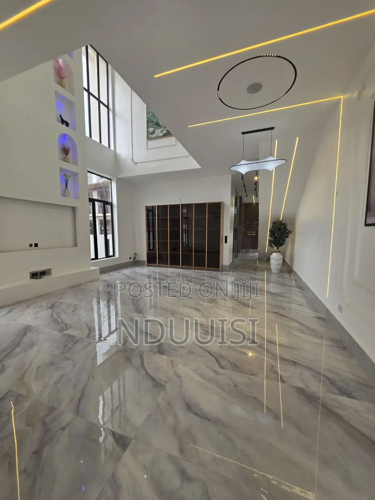 5bdrm Duplex in Lekki Foreshore for sale in Lekki Phase 1