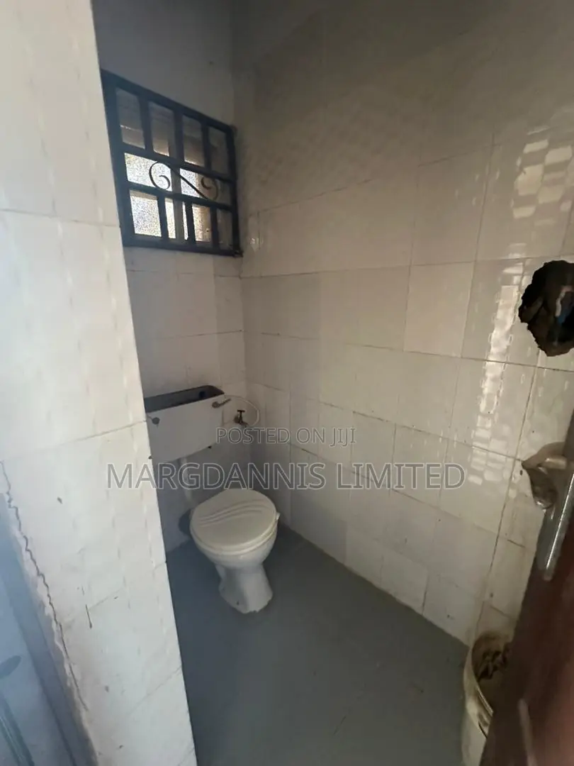 4bdrm Bungalow in Ibeshe for sale in Ibeshe / Ikorodu