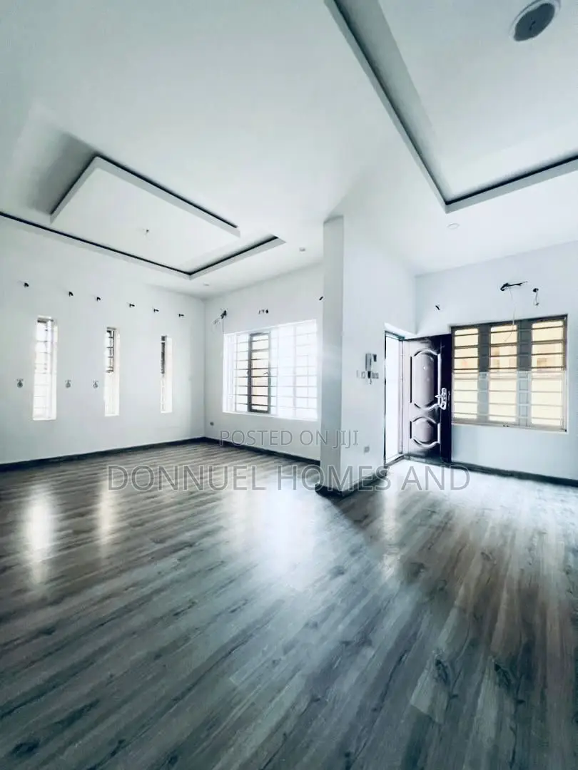 4bdrm Duplex in Ologolo for rent in Ologolo