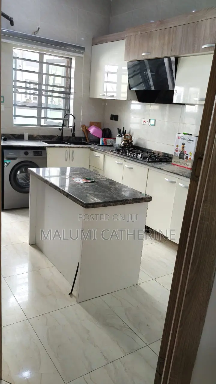 Luxury 4 Bedroom in Lekki Expressway