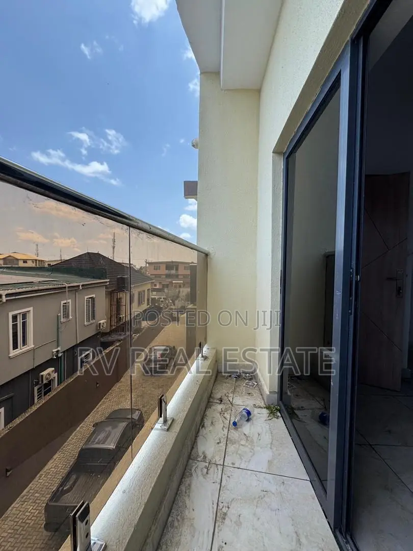 4bdrm Duplex in Gbagada for sale in Gbagada