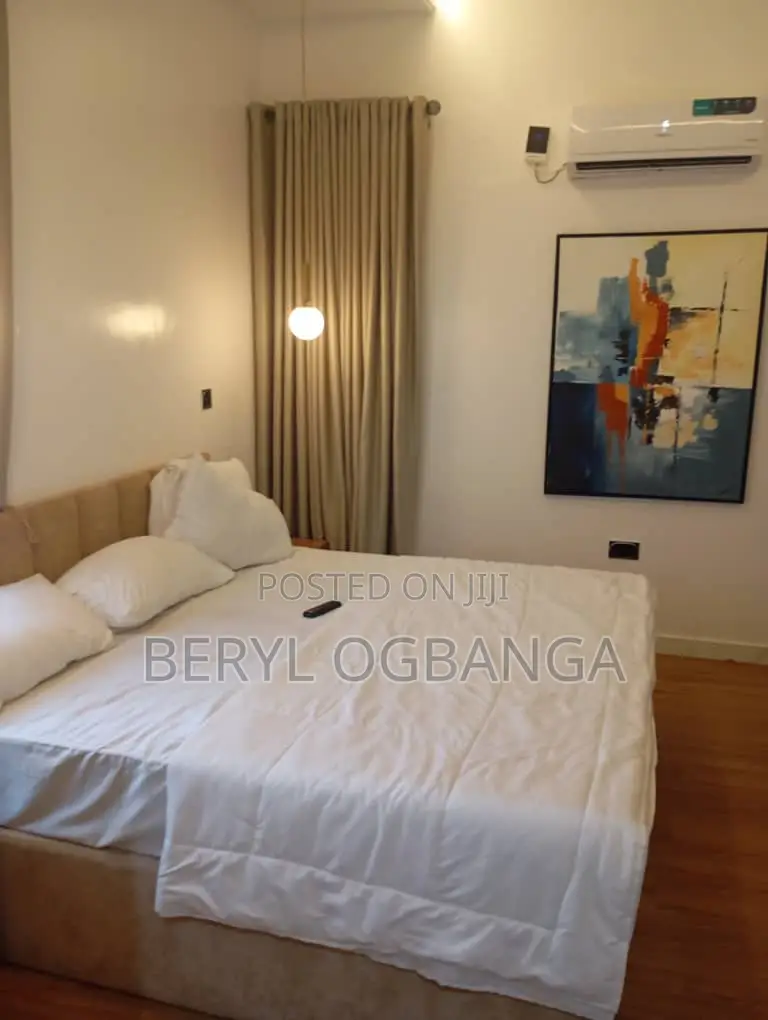 Furnished 3bdrm Duplex in Lekki Phase 1 for sale in Lekki Phase 1