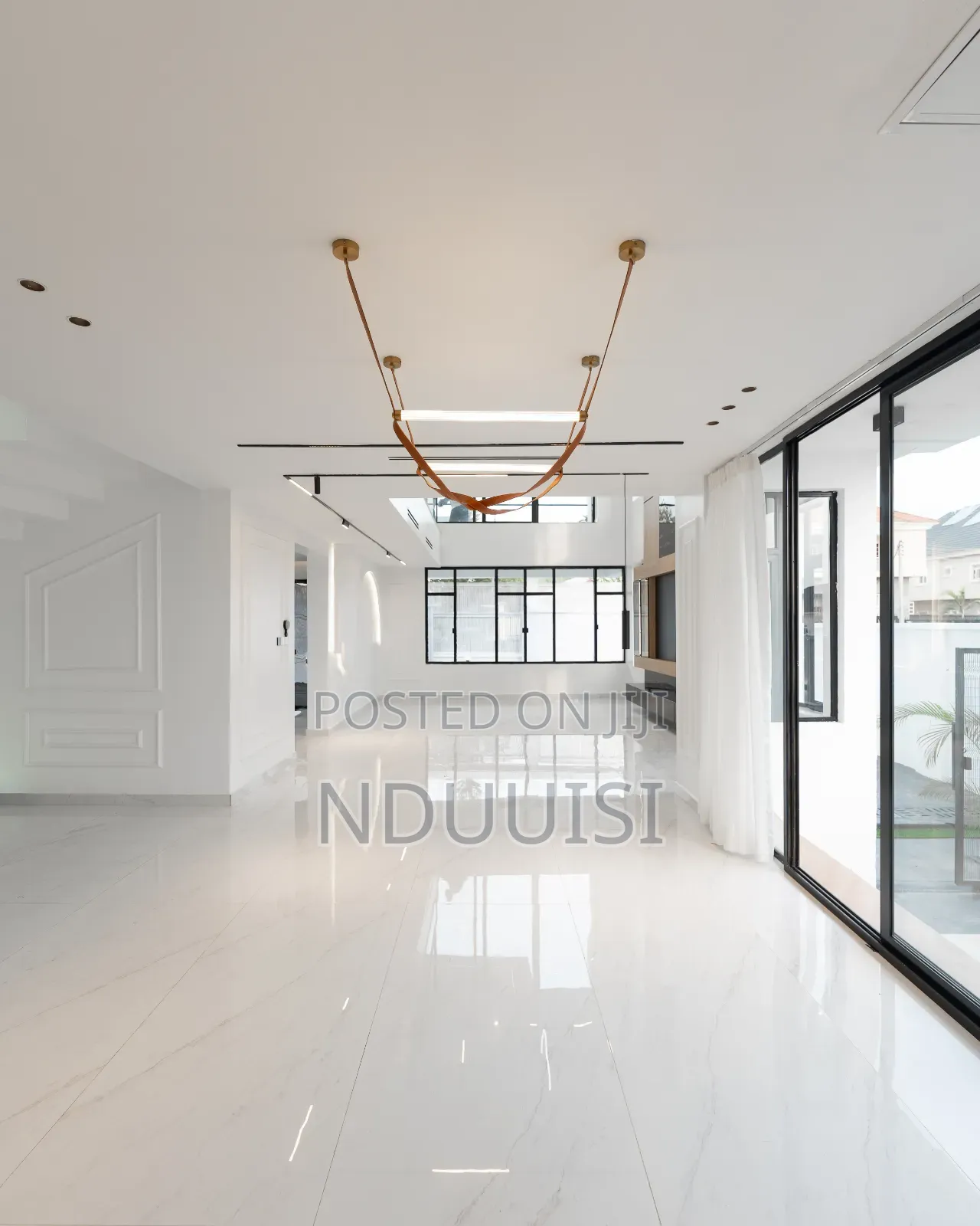 5bdrm Duplex in Apo Resettlement for sale in Apo Resettlement