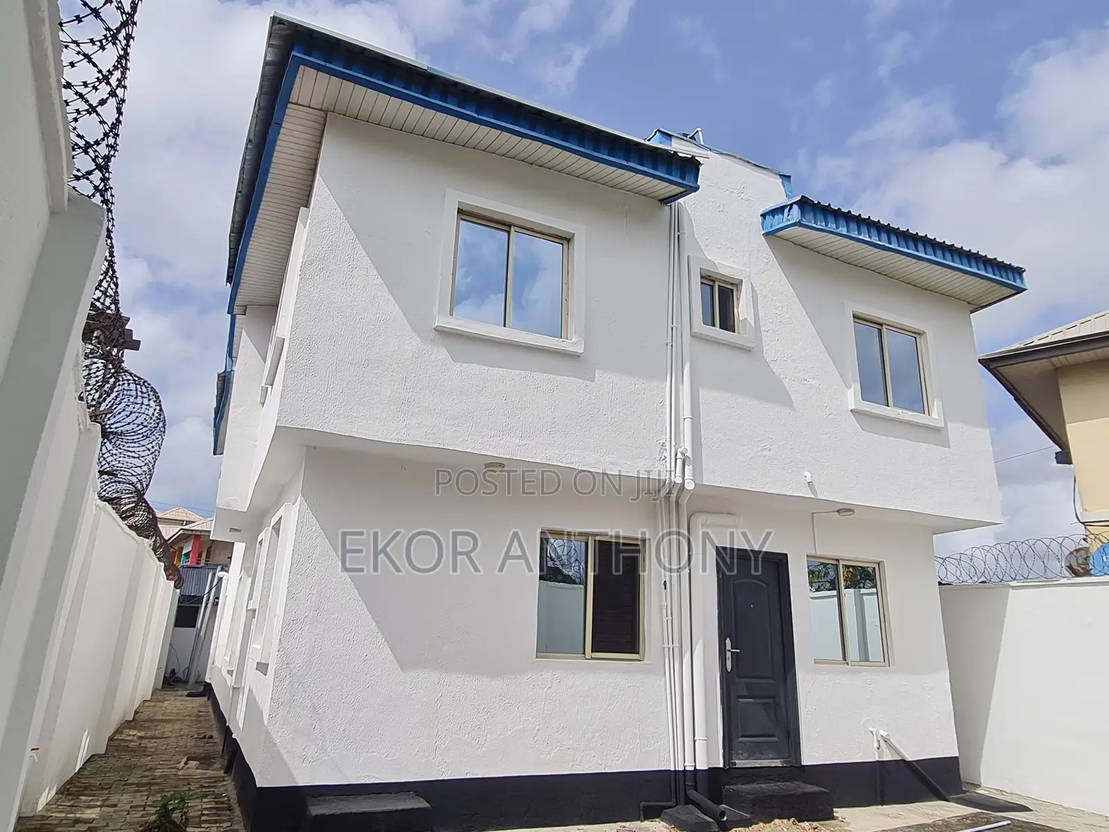 4bdrm Duplex in Fidiso Estate, Abijo for sale in Abijo