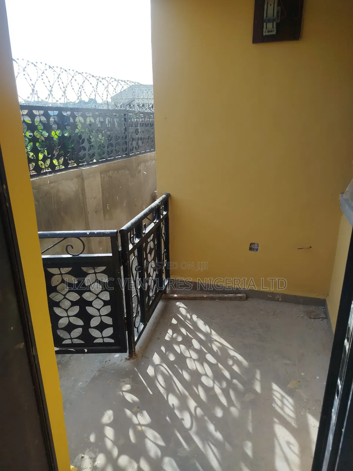 Furnished Mini Flat in Isuti Rd, Igando / Ikotun/Igando for rent in Igando / Ikotun/Igando