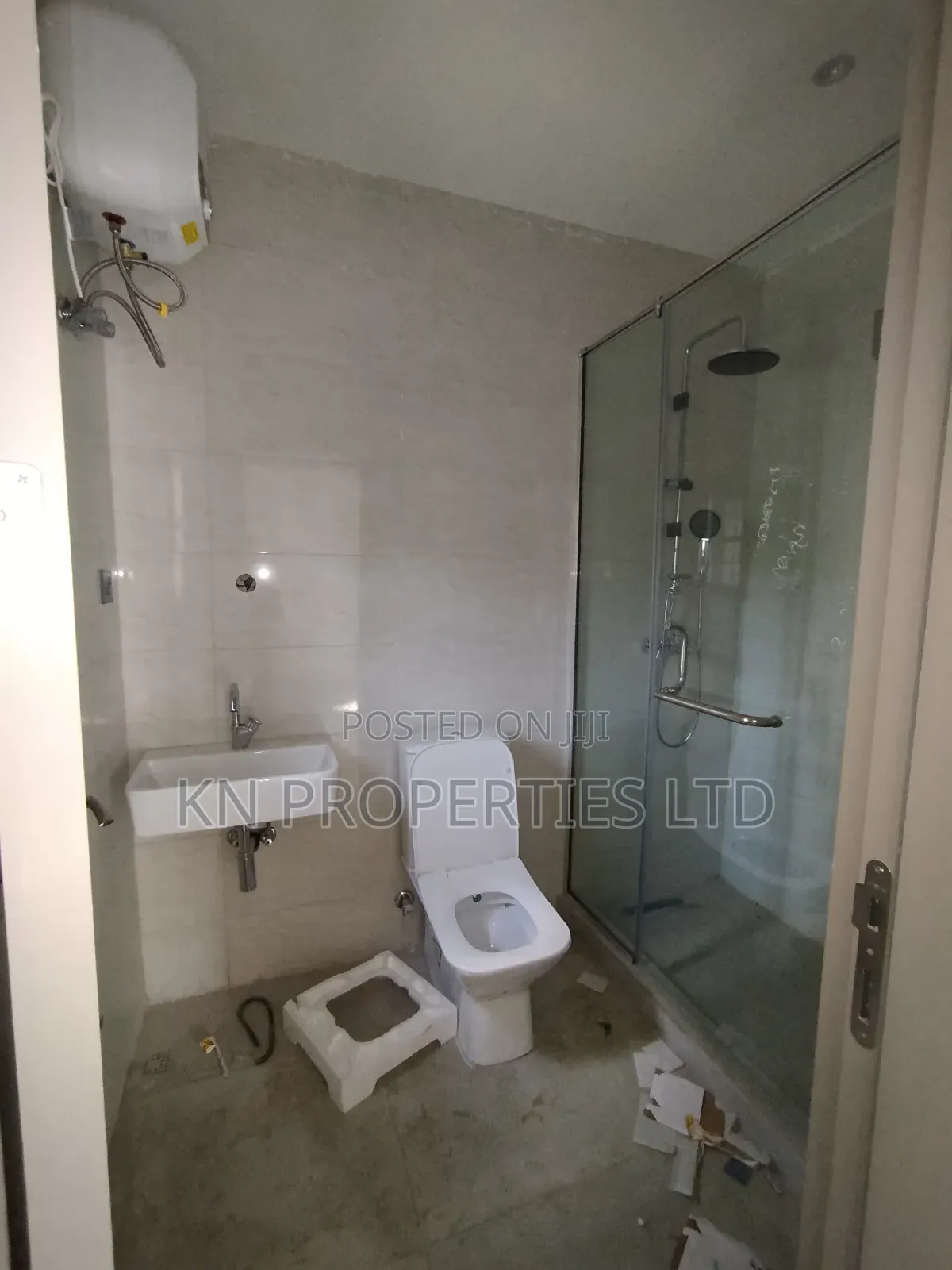 6bdrm Duplex in Durumi for rent in Durumi