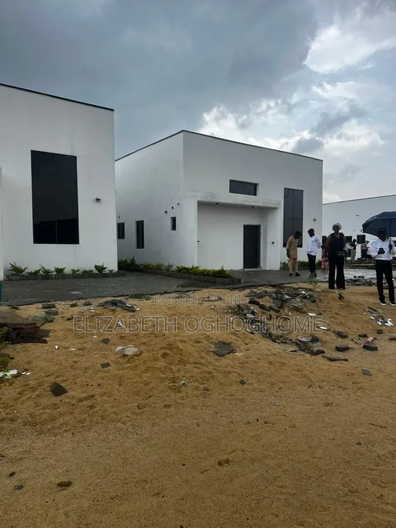 3bdrm Bungalow in Abraham Adesanya for sale in Abraham Adesanya